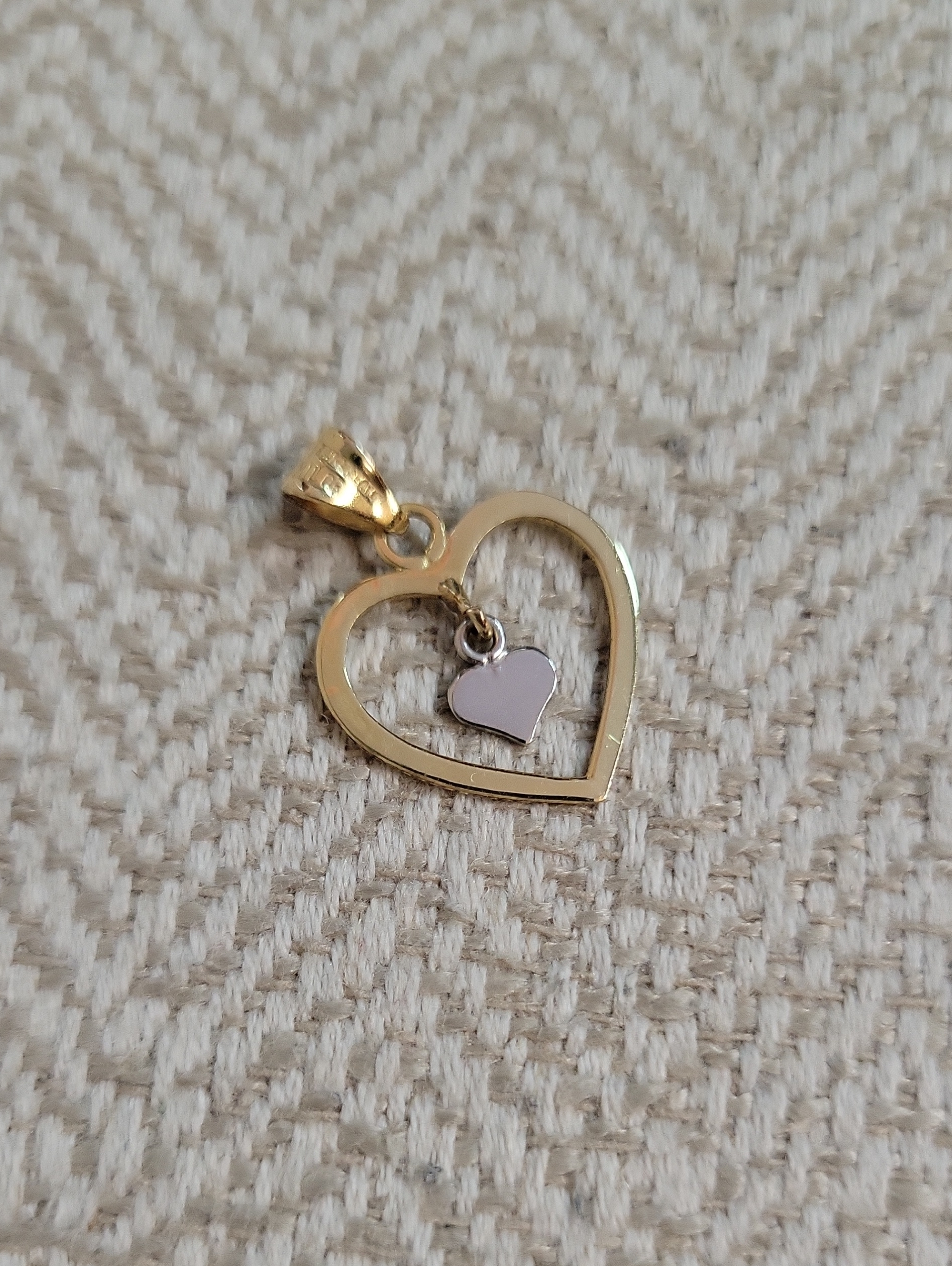 Vintage Milor Italy 14k Two-Tone Gold Open Floating Heart Pendant Charm